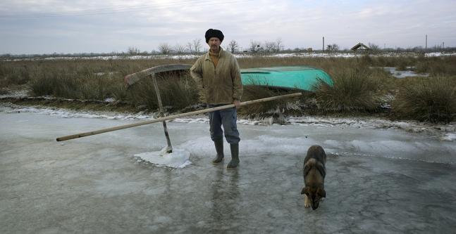 http://tiff.reea/sites/default/files/6._mircea_albutiu_-_khozyain_-_cover.jpg